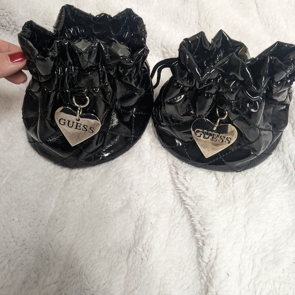 2 Guess Black Quilted Faux Leather Pleather Silver Heart Drawstring mini Bag - Picture 6 of 14
